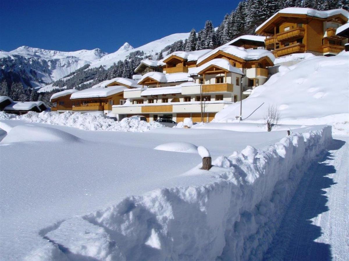 Chalet Apartment In Saalbach-Hinterglemm Eksteriør bilde