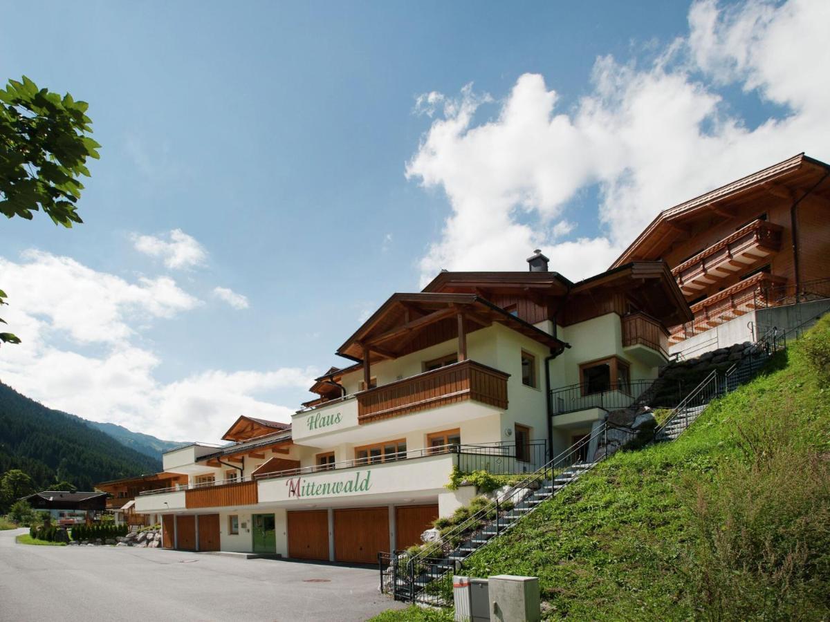 Chalet Apartment In Saalbach-Hinterglemm Eksteriør bilde